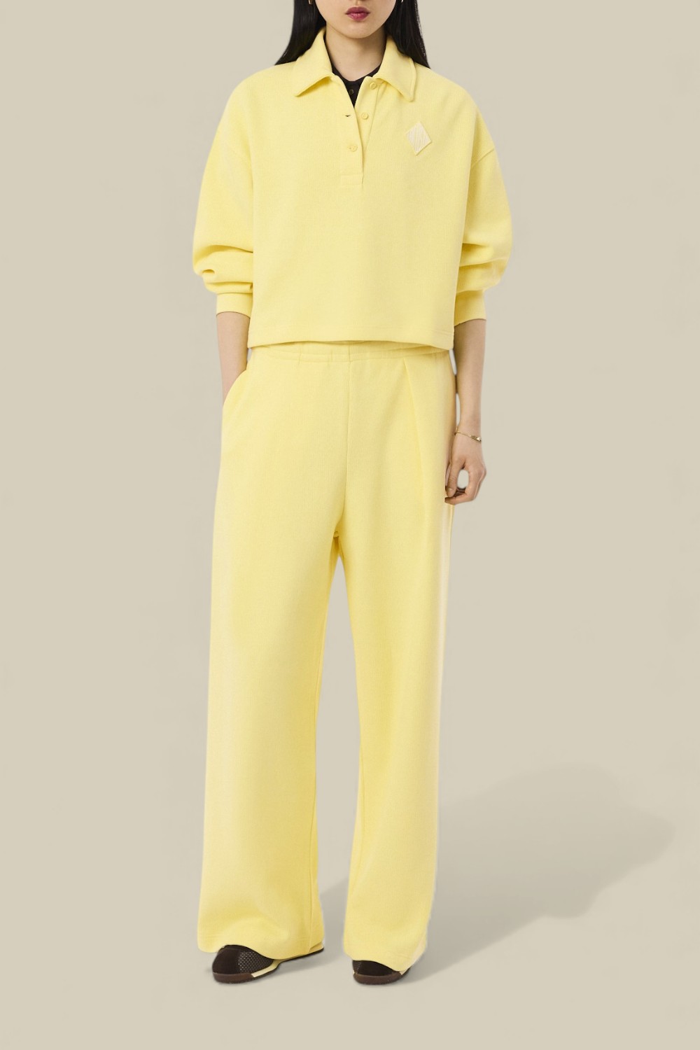 תמונת כל הלוק של PRE LINE סווטשירט בגזרה רחבה